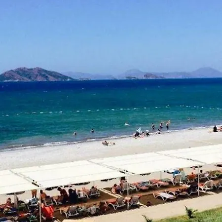 Pasam Beach & *
